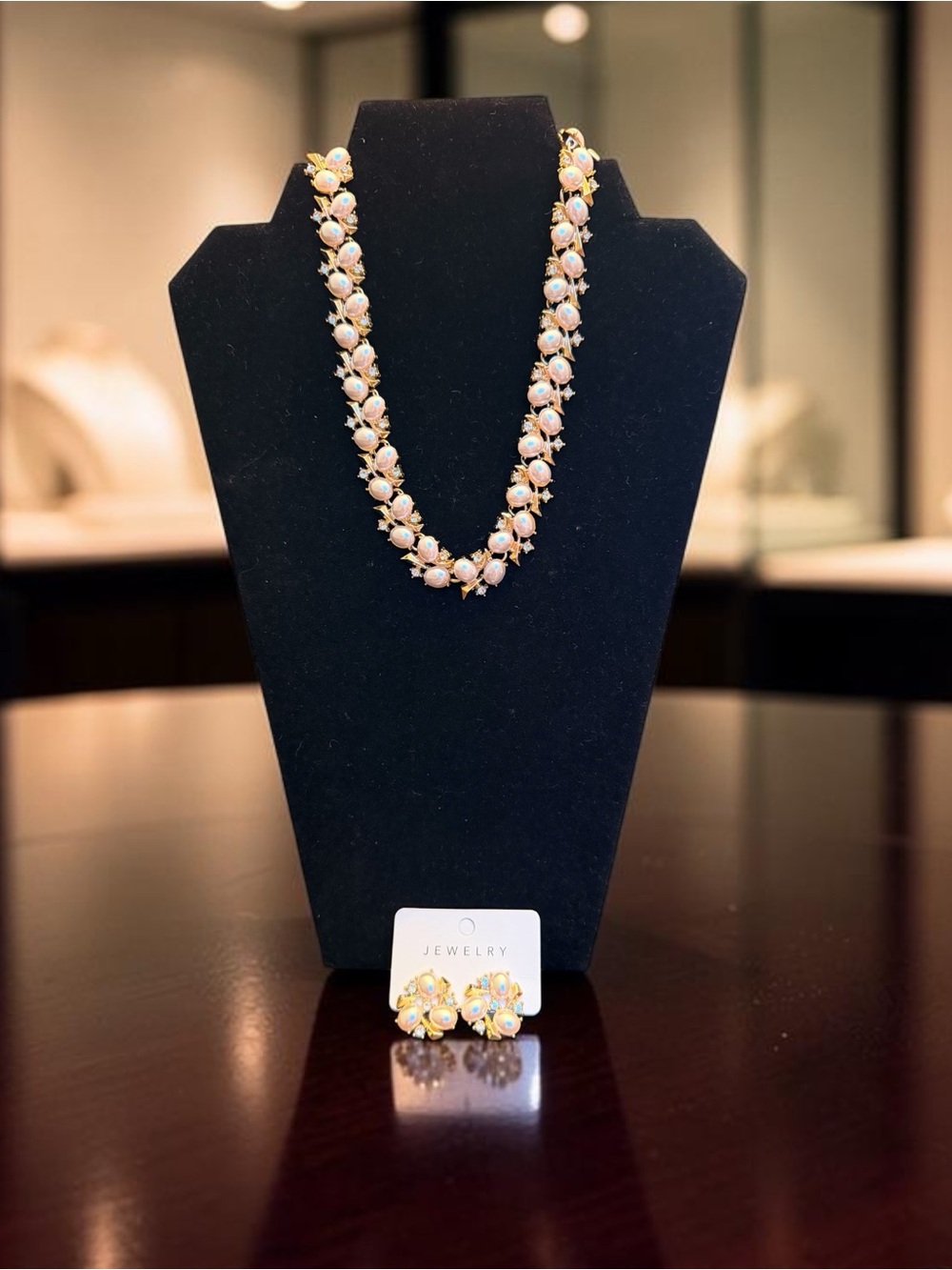 Oval Pearls & Rhinestones Gold-Tone Fashion Floral Necklace and Earrings Set